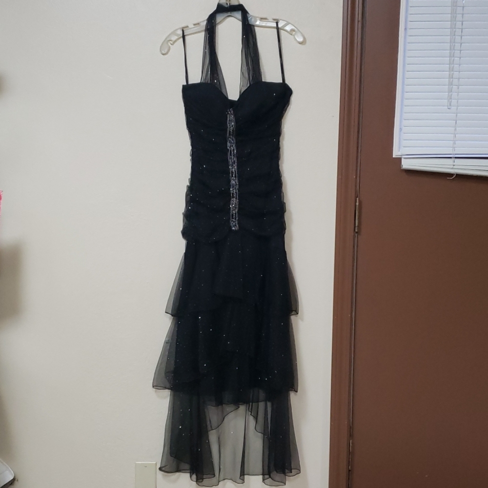 GORGEOUS Black Sparkling Haltertop Formal Dress